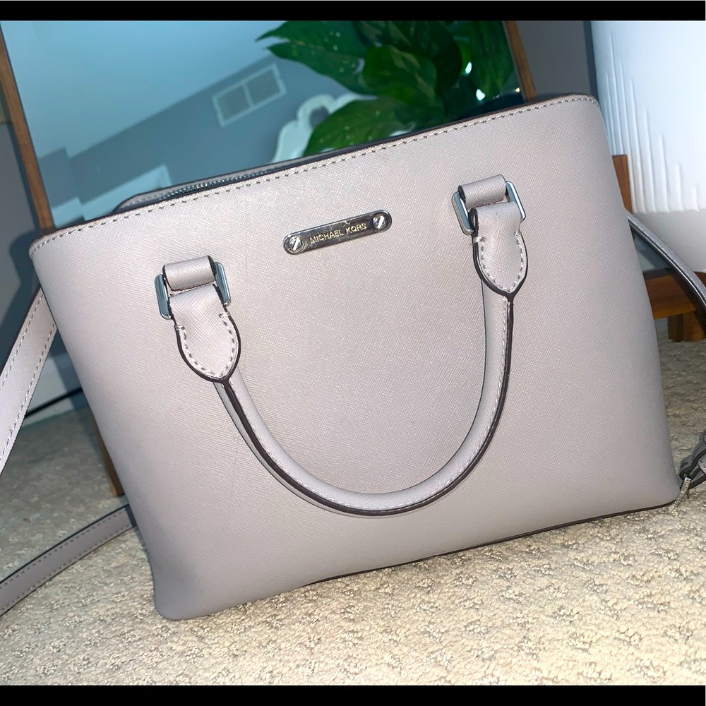 Michael Kors purse - grey
